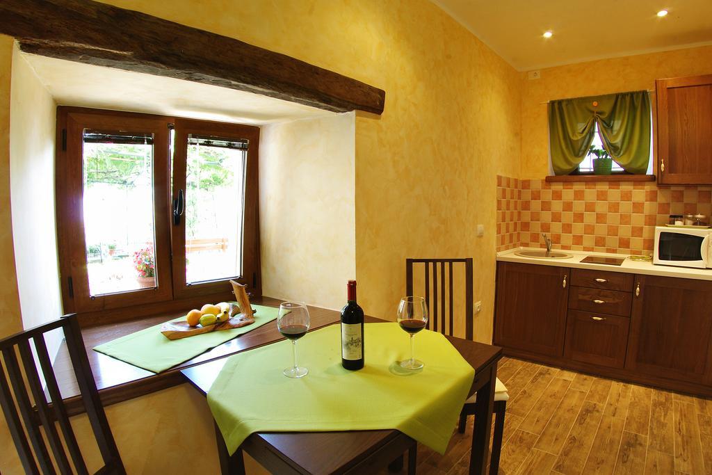 Guesthouse Villa Marija Motovun Rum bild