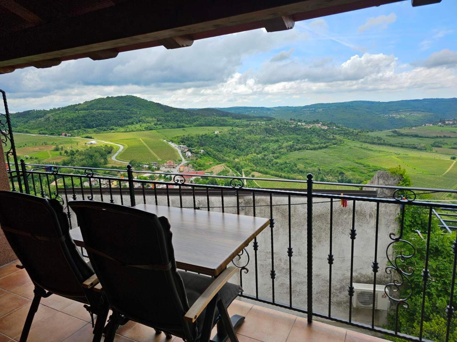 Guesthouse Villa Marija Motovun Exteriör bild