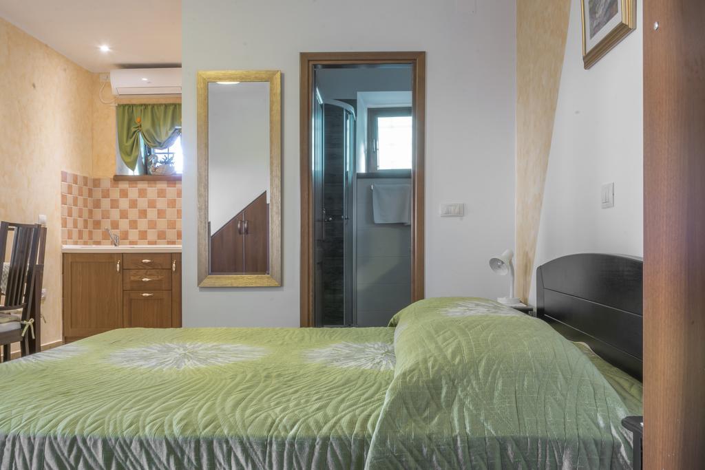 Guesthouse Villa Marija Motovun Exteriör bild