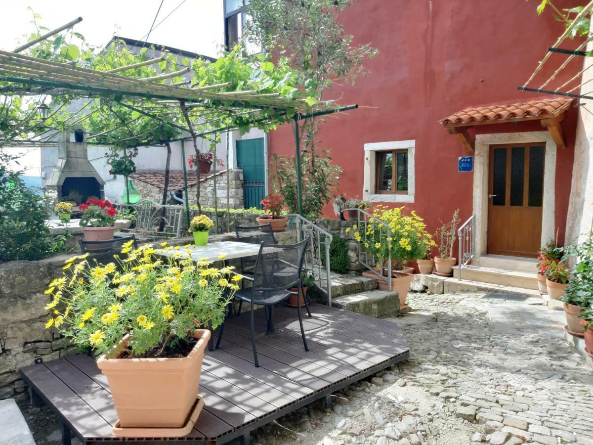 Guesthouse Villa Marija Motovun Exteriör bild